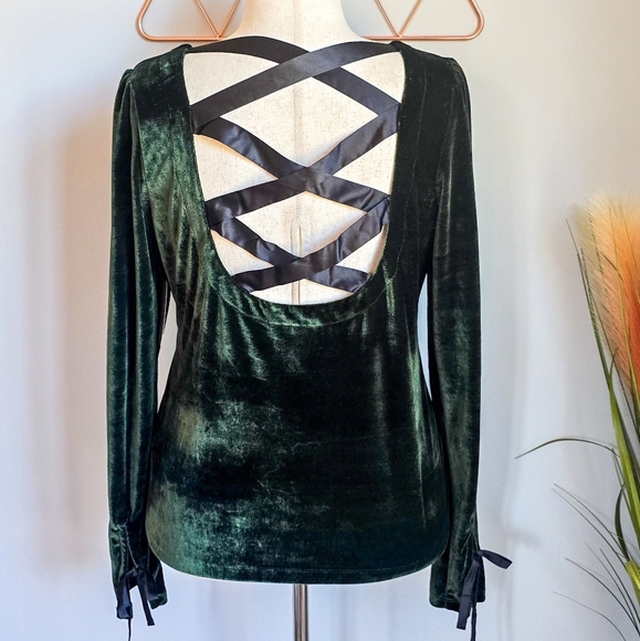 Anthropologie, New Hunter Green Velvet Lace-up Open Back Shirt Top Size Large - Picture 5 of 13